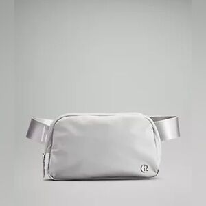 Lululemon Everywhere Belt Bag 1L Color Silver Drop/White *Read Description*